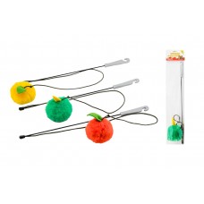 Дарэлл Игрушка-дразнилка Удочка с яблоком 7см на резинке 70см (иск.мех) (арт. 2420) Дарэлл Игрушка-дразнилка Удочка с яблоком 7см на резинке 70см (иск.мех) (арт. 2420)