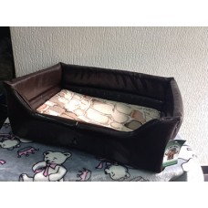 Лежак для собак квадратный из кожи ГЮ-ВАС, разные размеры